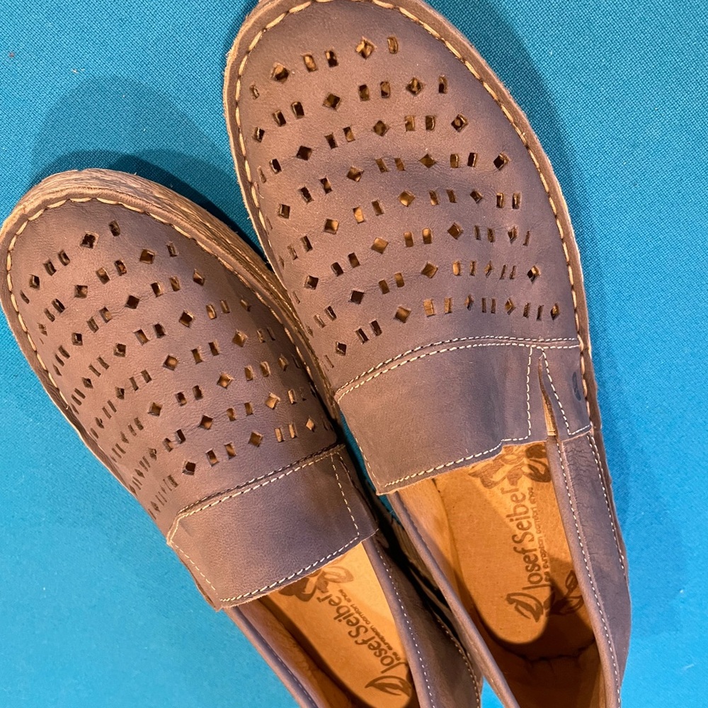 Josef Seibel leather loafers